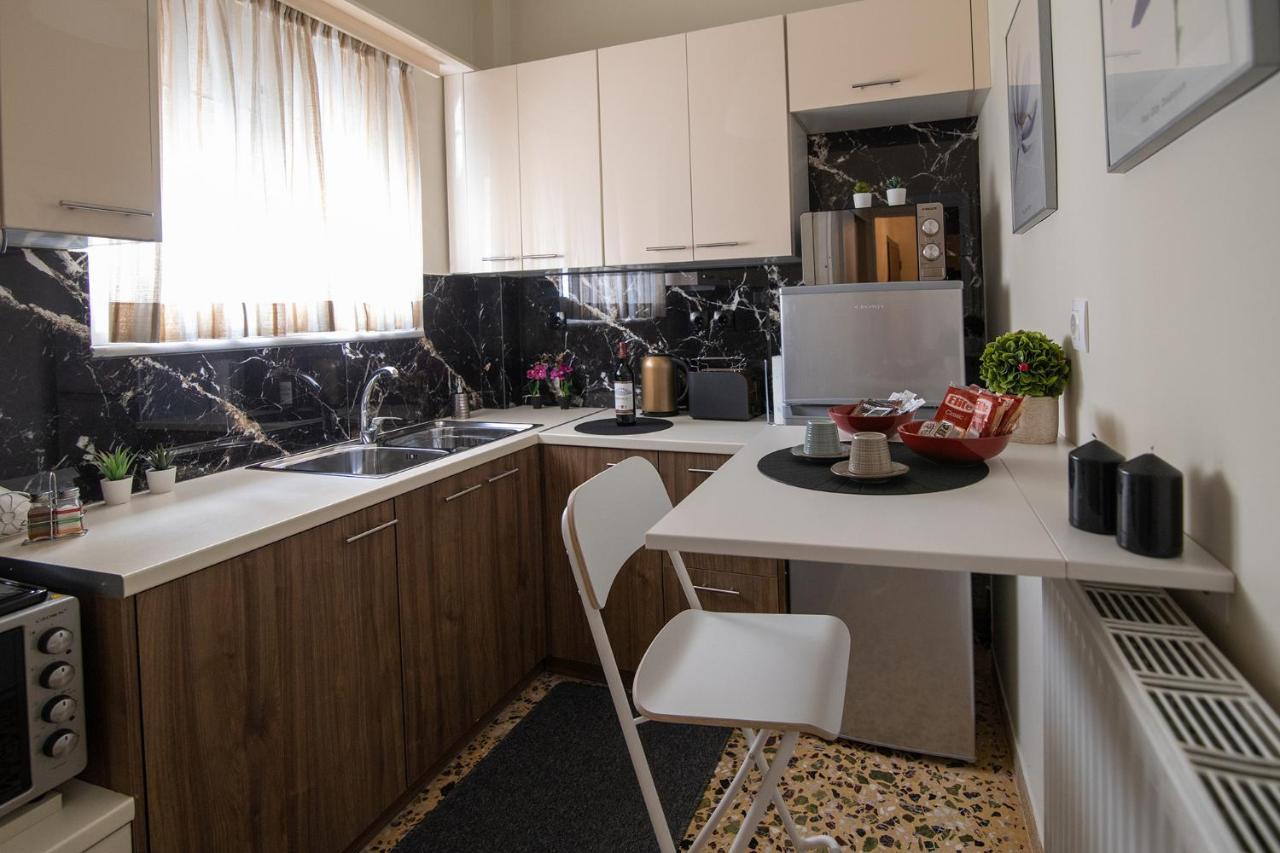 Citizen Apartments Mesolóngion エクステリア 写真